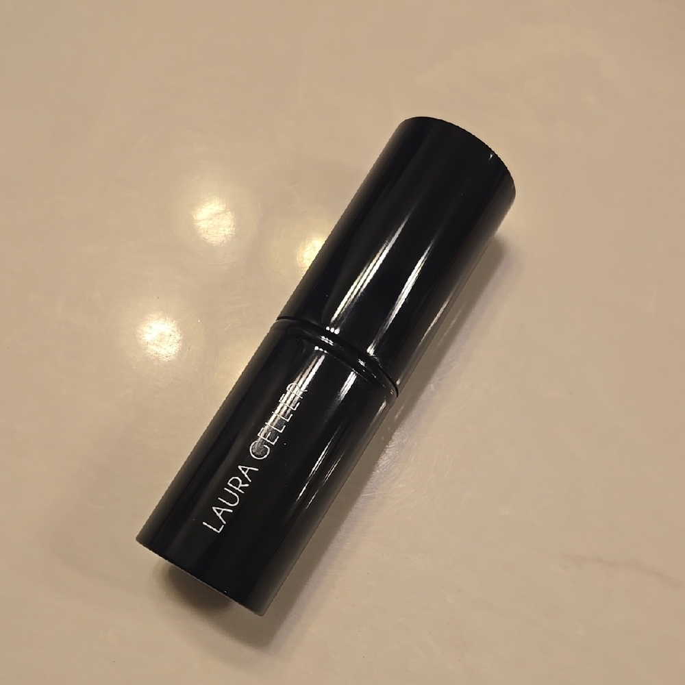 Laura Geller Retractable Kabuki Brush